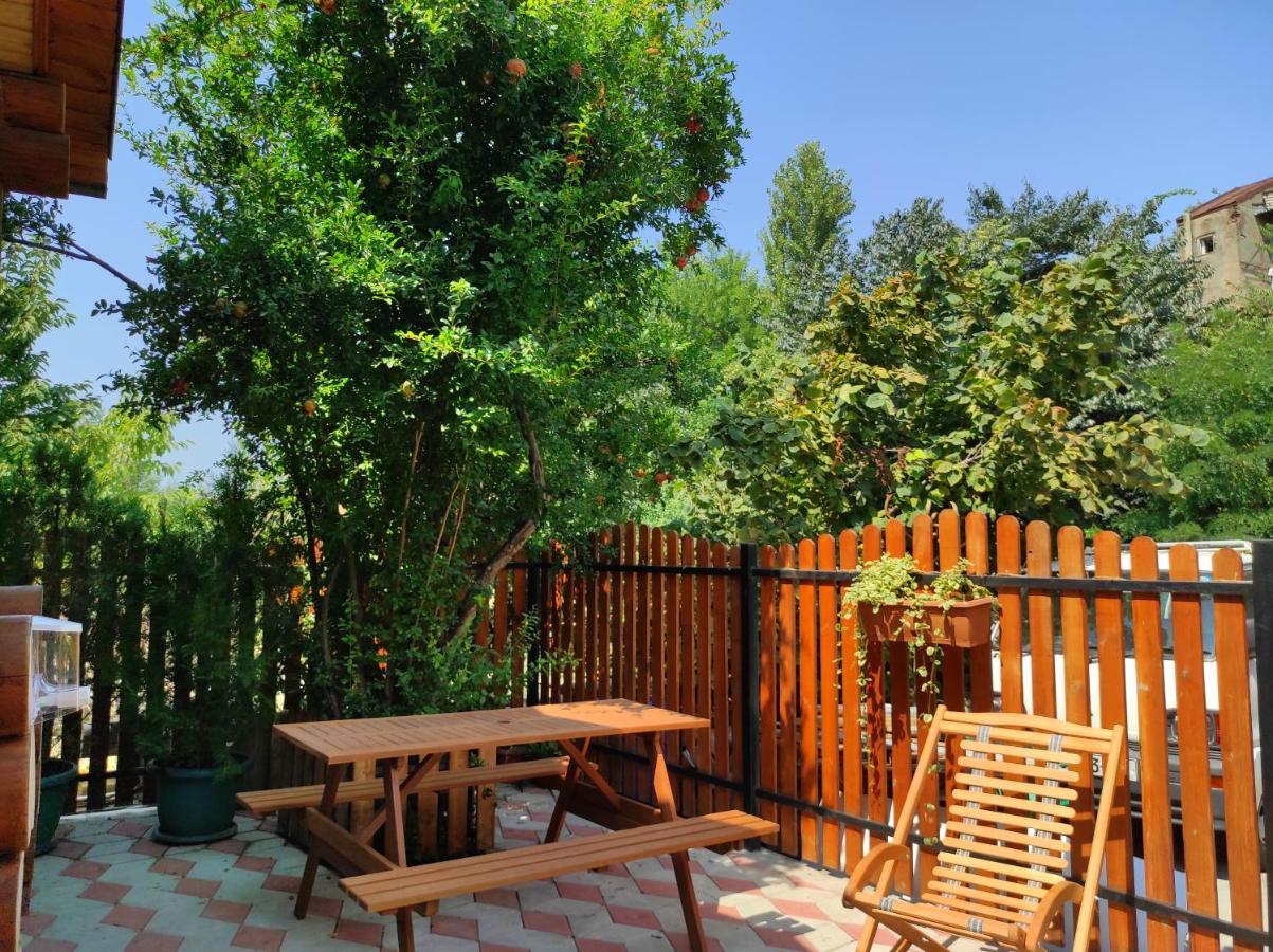 Old Tbilisi Villa Costa מראה חיצוני תמונה