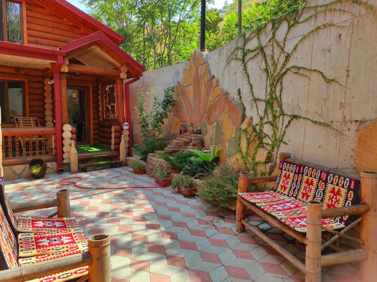 Old Tbilisi Villa Costa מראה חיצוני תמונה